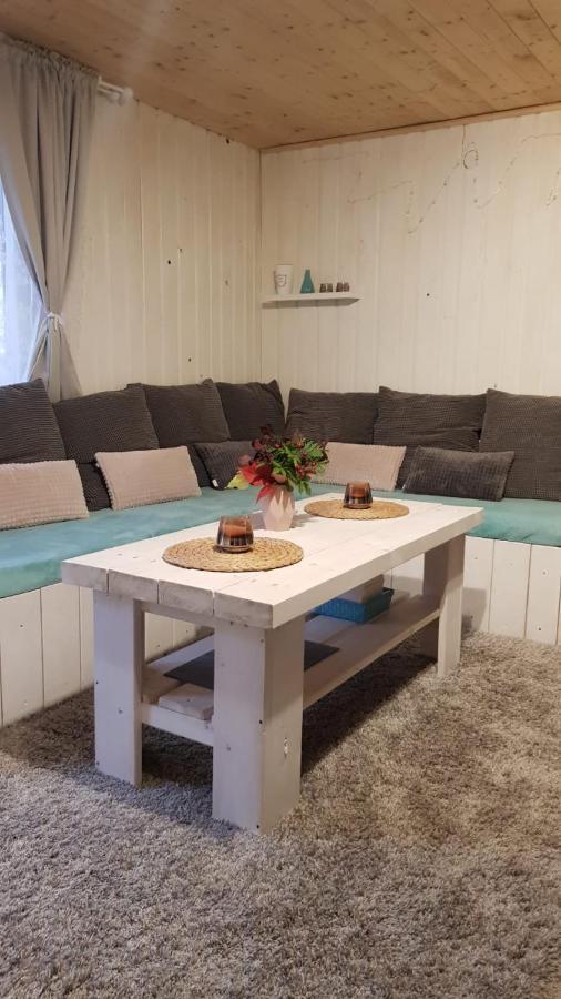 Chata Luzna Ngoại thất bức ảnh